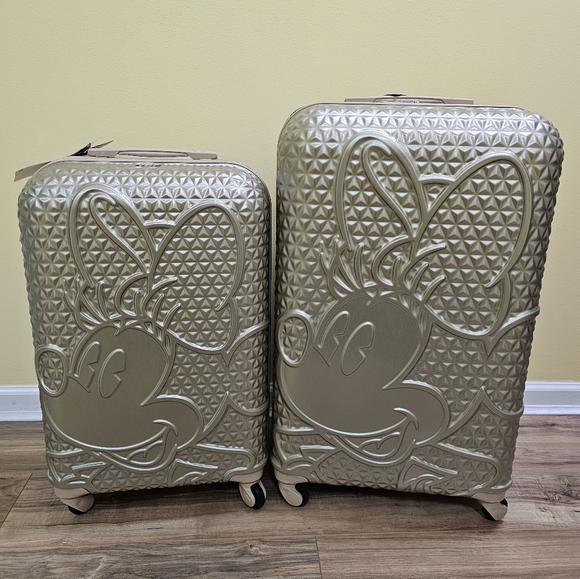 Disney Handbags - New fūl DISNEY MINNIE MOUSE ROLLING LUGGAGE 2 PIECE SET